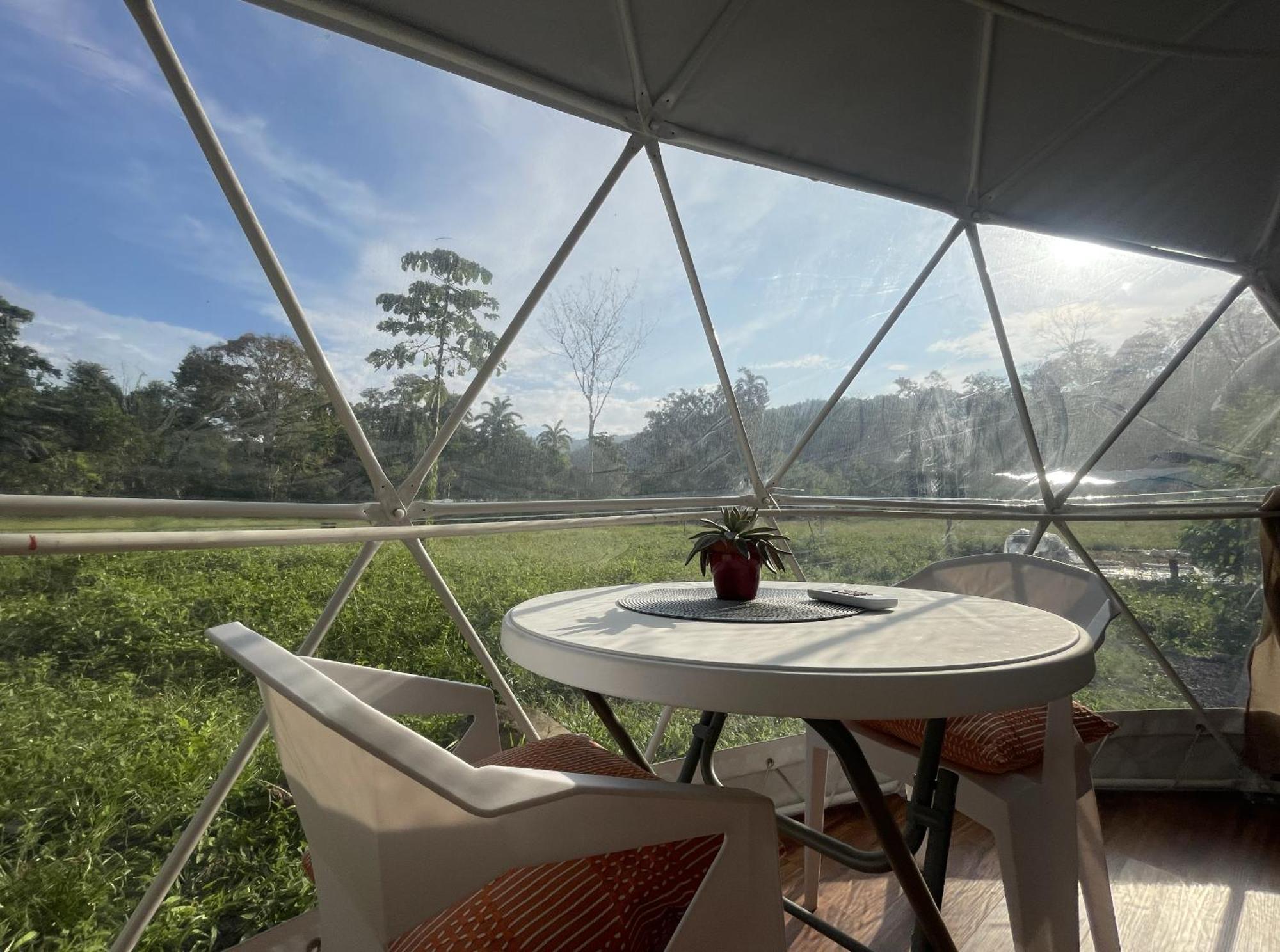 La Comarca River Glamping Dome Near Manuel Antonio Eksteriør billede